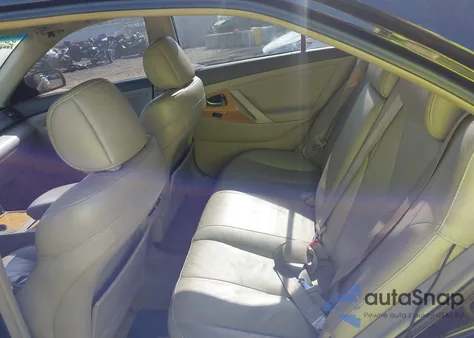 2007 Toyota Camry Xle V6 z USA, uszkodzony, nr VIN 4T1BK46K57U038714